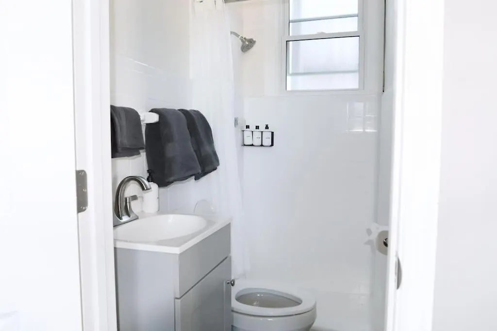 Мини-отель Stylish 1Br 10 Mins To Нэшвилл